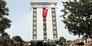 Bornova'nın İlk Oteli Açıldı