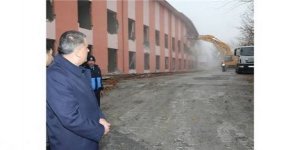 Malatya Battalgazi'deki Eski Devlet Hastanesi Yıkılıyor!