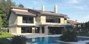 Ajda Pekkan Villasının Fiyatını Düşürdü