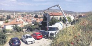 Okan Buruk Alaçatı'dan 5 Milyon TL'ye Taş Ev Aldı