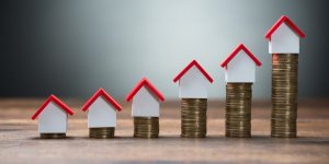 Konut Kredisi Faiz Oranları Düşüşe mi Geçti ?