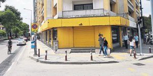 Alsancak'ta Dükkanlar Boş Kaldı!