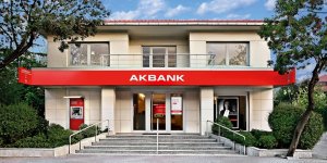 Akbank Temmuzda 3. Kez Faiz İndirdi