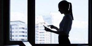 Gayrimenkul Sektöründe Kadınlar Erkeklerden Daha Çok Kazanıyor