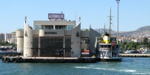 Bostanlı Vapur İskelesindeki Ticari Alanlar ve Otopark Kiraya Veriliyor