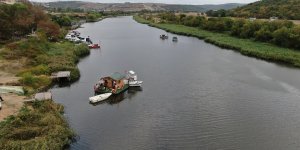 İstanbul Riva'daki Yüzen Evler İlgi Görüyor