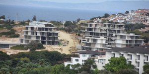 Çeşme'de Müteahhitler Otel Ruhsatı Alıp Rezidans Yapıyor