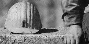 İzmir'de AVM İnşaatından Düşen İşçi Hayatını Kaybetti