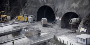 Zigana Tüneli İnşaatının Yüzde 65'i Bitti