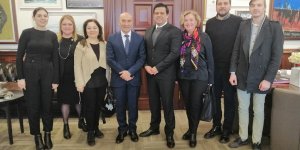 Tunç Soyer'den Mimarlara Destek