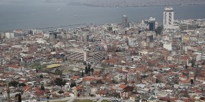 İzmir'de Her İki Konuttan Birinde Deprem Sigortası Yok