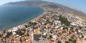 Dikili'de Denize Sıfır Arsa Yüzde 50 + 1 Milyon TL oranla İhaleye Çıkıyor