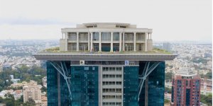 Hintli Milyarder Gökdelenin Tepesine 20 Milyon Dolarlık Villa Yaptı!