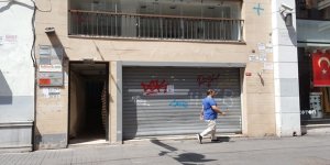 İstiklal Caddesi'nde Esnaf Kepenk Kapatıyor