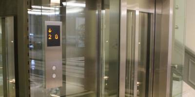 Asansör Güvenliği İçin Renk Etiketlerine Dikkat