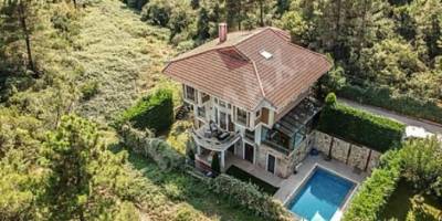 Ünlülere Komşu Olabilmek İçin Milyonluk Evler Alıyorlar!