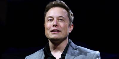 Elon Musk 3 Evini 40 Milyon Dolara Sattı