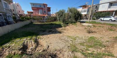 Başkasına Ait Arsayı 10 Saatte 25 Kişiye Sattı!