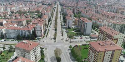 Vatandaşlar Kiralık Ev Bulmak İçin Emlakçılara İsim Yazdırıyor
