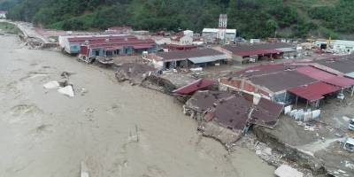 Sinop Ayancık'ta Selden Hasar Gören 37 Yıllık Afet Evleri Yıkılıyor