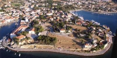 Foça'nın Koruma Amaçlı İmar Planlarını İlçe Belediyesi Hazırladı, Bakanlık Onayladı, Büyükşehir Dava Açtı