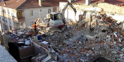 İstanbul’da Kentsel Dönüşüm ile Yıkılacak Binalara İlk İmar Hakları Geri Verildi