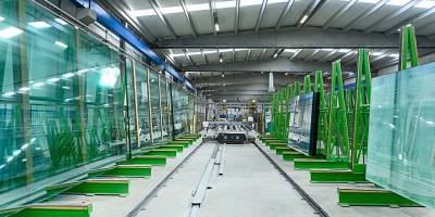 Yorglass Her Üç Saniyede Bir Cam Üretiyor