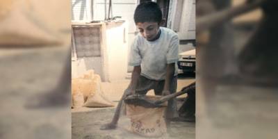 11 Yaşında İnşaatta Çalışmaya Başladı, 17 yaşında İlk İnşaatını Yaptı, 19 Yaşında Şirketin Başına Geçti