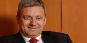 Hüseyin Faik Açıkalın, Yapı Kredi Koray GYO'nun Başkanı Oldu!