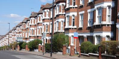 İngiltere’de Konut Fiyatları Yüzde 1,3 Azaldı