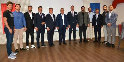 Bornova ve Bayraklı Müteahhitler Derneği'nde Caner Tan Dönemi!