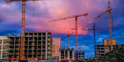 Müteahhitler Teminatlarını Yakıp İşi Yarım Bırakmak Zorunda Kalıyorlar