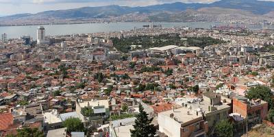 İzmir Büyükşehir Belediyesi 3 İlçede 19 Arsayı Satışa Çıkardı