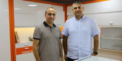 Çırak Olarak Başladıkları Şirketi Satın Aldılar