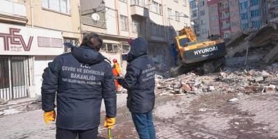 Bakanlık Çalışmaları Tamamlıyor: 61 Bin Binanın Acil Yıkılması Gerekiyor