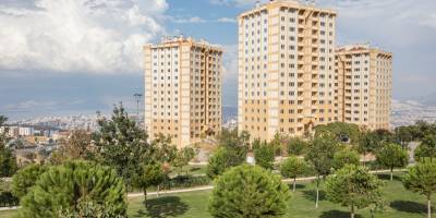 İzmir Büyükşehir Belediyesi 36 Konutu Satışa Çıkarıyor