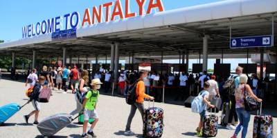 Ruslar Fahiş Kiralar Nedeniyle Antalya'dan Kaçıyor