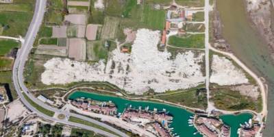 Alaçatı Port Hafriyat Çöplüğüne Döndü