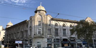 İzmir’de Tarihi Han 1 Milyar TL'ye Satışa Çıktı