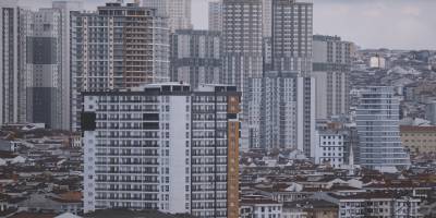 Türkiye’de Derinleşen Konut Krizi: Yüzde 25 Sınırının Kalkması Ne Anlama Geliyor?