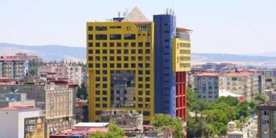 Dünyanın En Saçma Binasının Yerine Ne Yapılacağı Belli Oldu