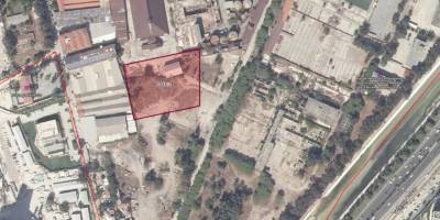 İzmir'in Kalbindeki Arsa Üçüncü Kez Vitrinde Ama Yine Talip Yok!