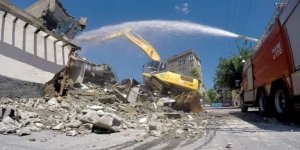 Kahramanmaraş Sarayaltı Caddesi'nde Yıkımlar Son Sürat!