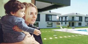 Ece Erken Alaçatı'daki Evini Satıyor