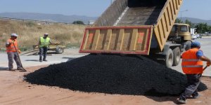 28 Bin Ton Asfalt Bornova’nın Yollarına Döşeniyor