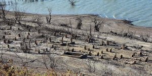 Baraj Altından Çıkan Köye Ziyaretçi Akını