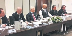 Türk Müteahhitler Yurt Dışında 230 Milyar Dolarlık İş Yaptı