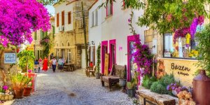 Alaçatı Dünyanın En Renkli Sokakları Listesinde!