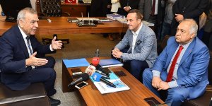 "İzmir'deki Altyapı Sorunlarının Nedeni Müteahhitler"